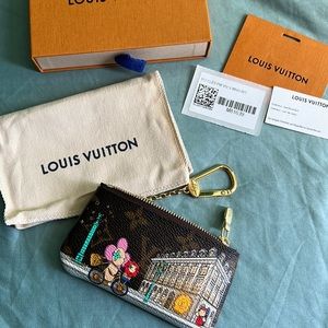 Louis Vuitton Key Cles key pouch Animation edition